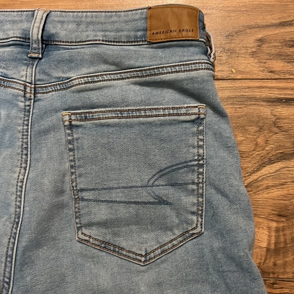 American Eagle Mom Jeans - Picture 3 of 8